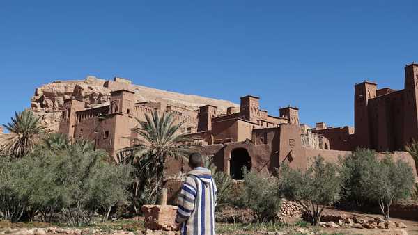 Staring amazed in front of Ouarzazate main doors